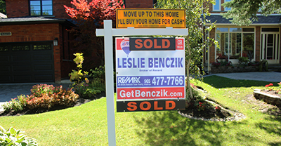 Leslie Benczik Sold Sign